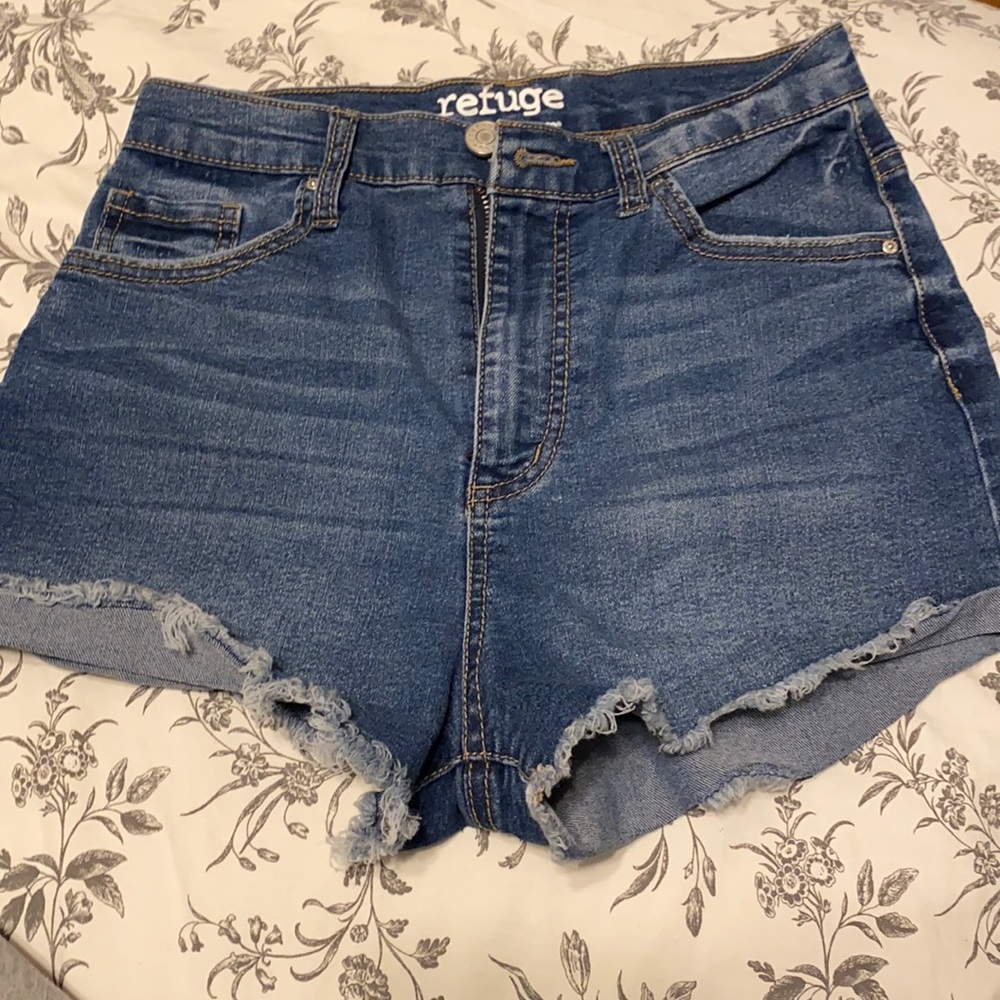charlotte russe shorts, size 4